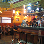 Cabaña Verónica — parrilla panorámica interior del Mercado